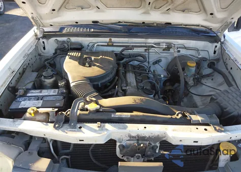 2002 Nissan Frontier Standard from USA, damaged, VIN 1N6DD26SX2C360398